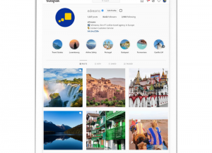 Una tableta electrónica muestra el feed de la cuenta de Instagram de eDreams